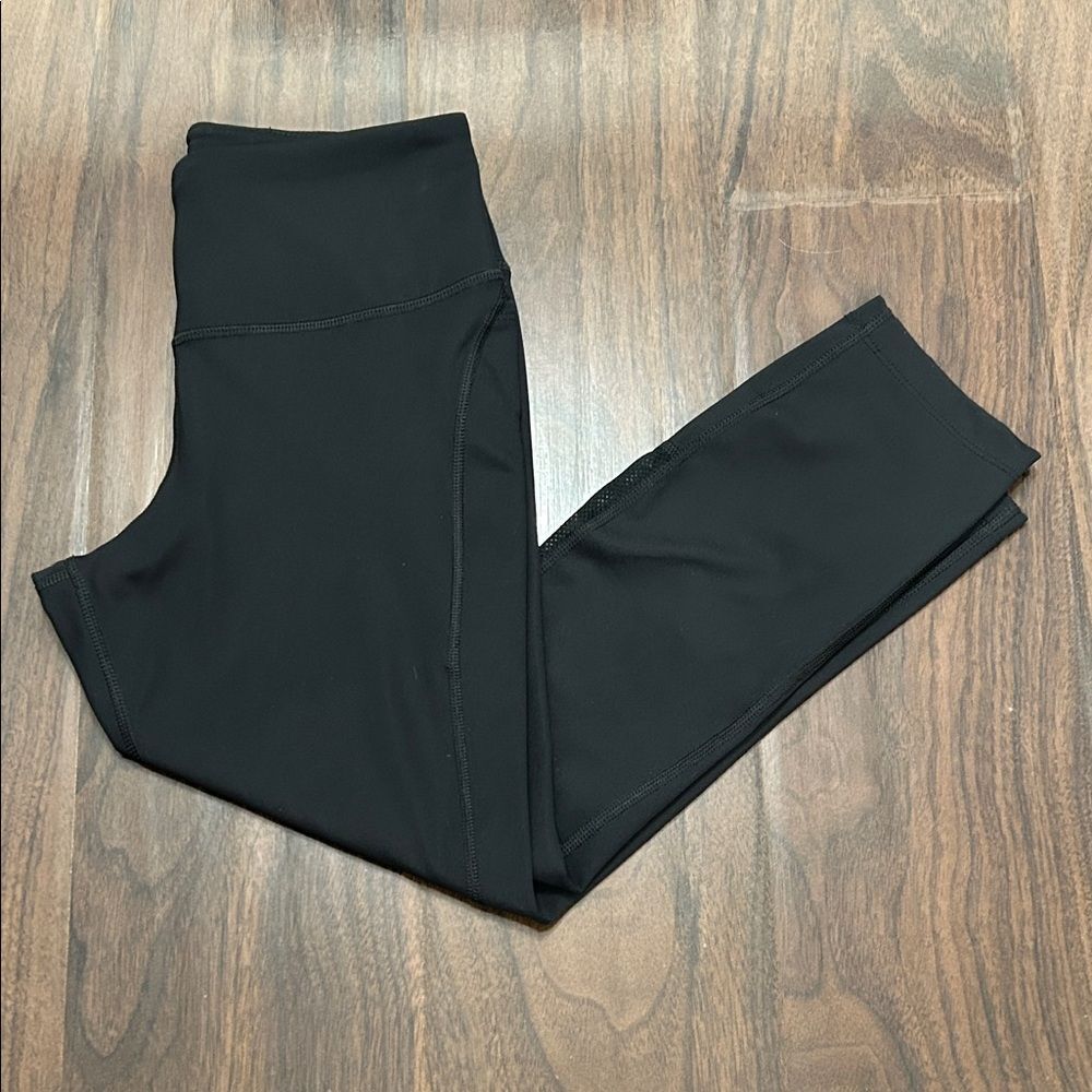 Nike Women's Black Cropped Leggings